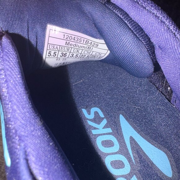 GTS 22 Women’s Brooks Glycerin Running Shoes - Stability & Max Cushion - Picture 5 of 6